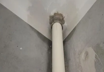 昂仁卫生间测漏水之渗水防护